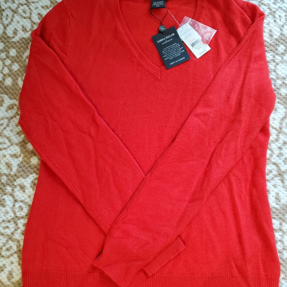 Cashmere sweater
